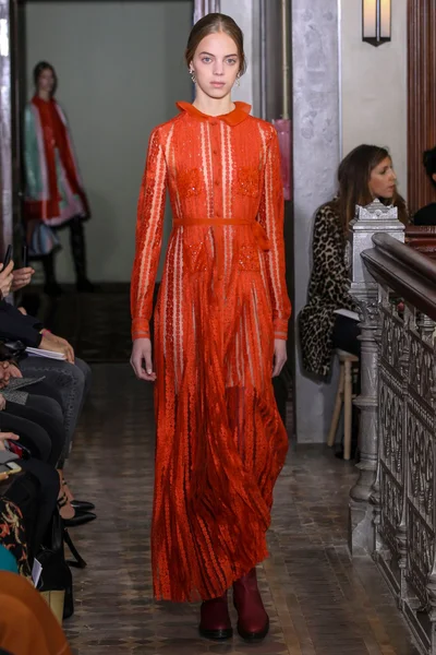 Look 22